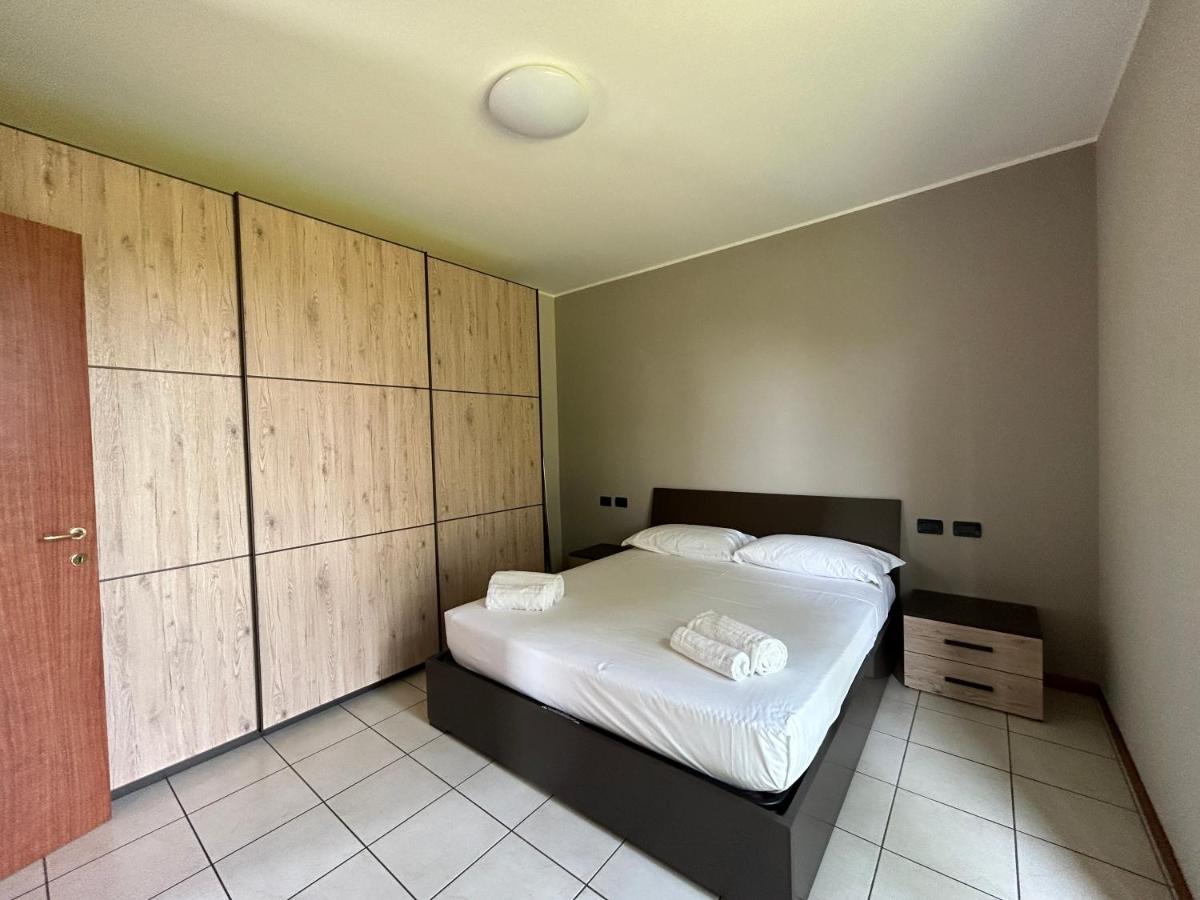 Appartamento Mimosa - Immobili E Soluzioni Rent Брембате Экстерьер фото